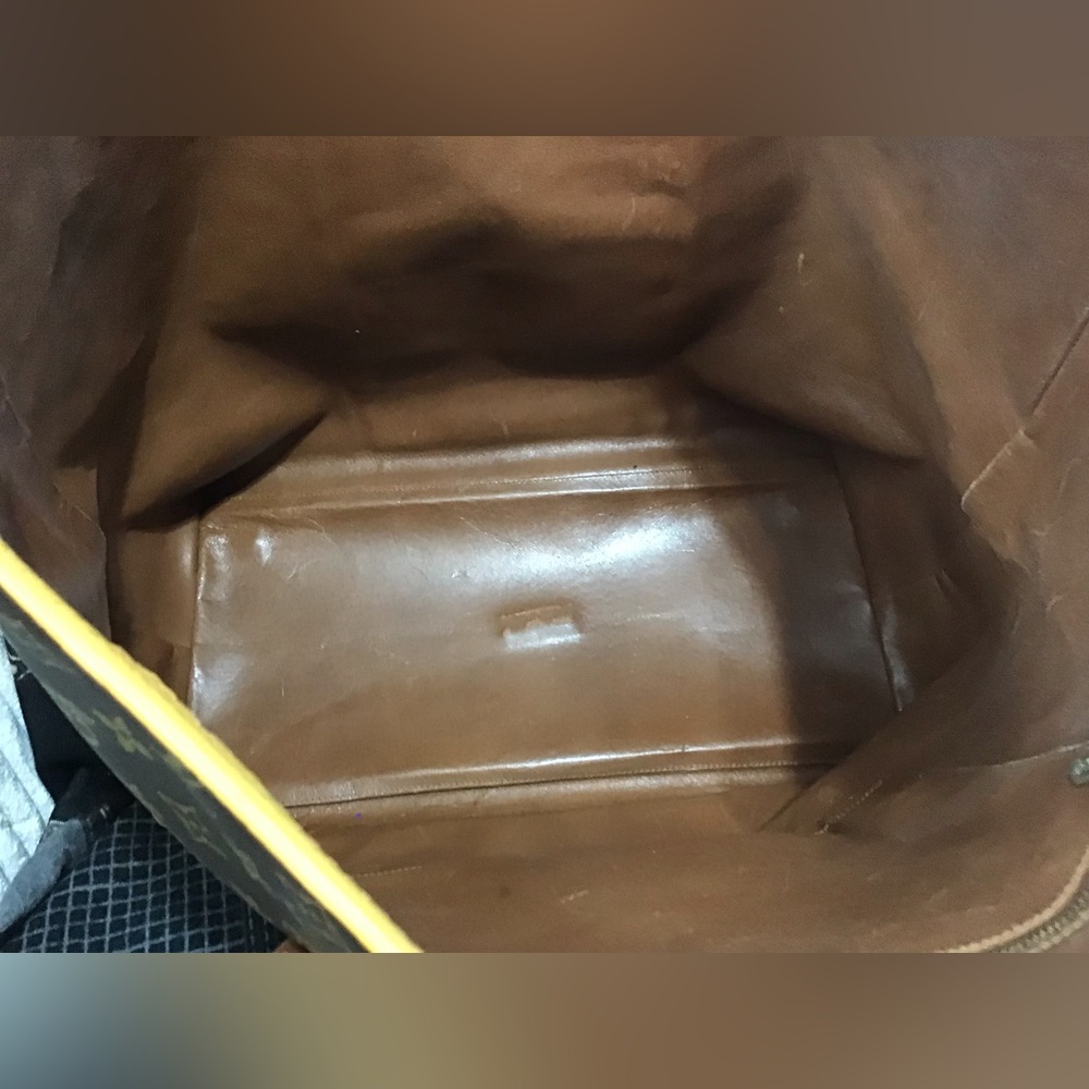 Louis Vuitton bags - Picture 2 of 16